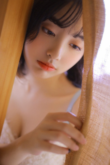 芳草地在线观看免费视频